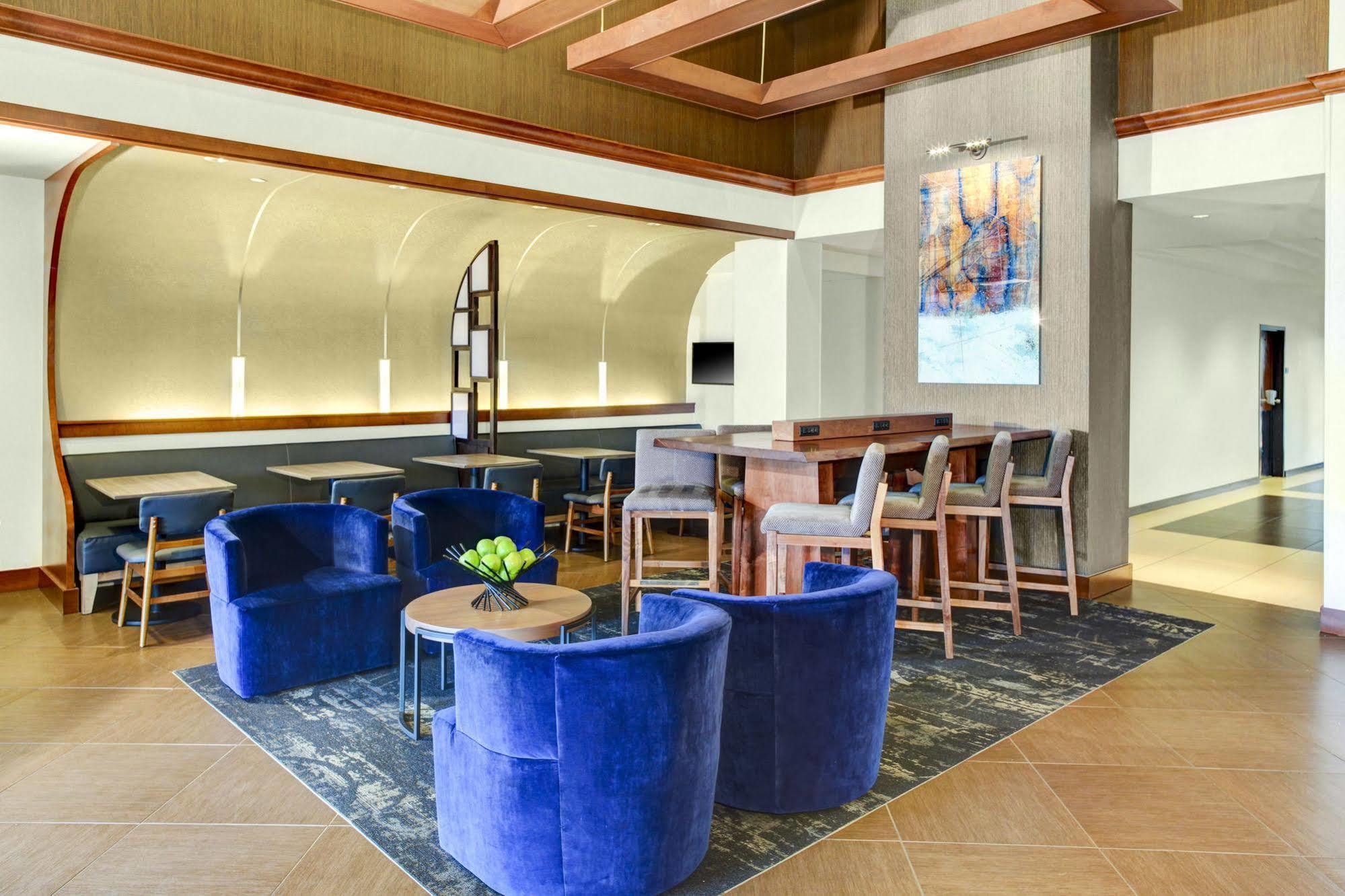 Hyatt Place Charlotte Airport Billy Graham Parkway Exterior foto